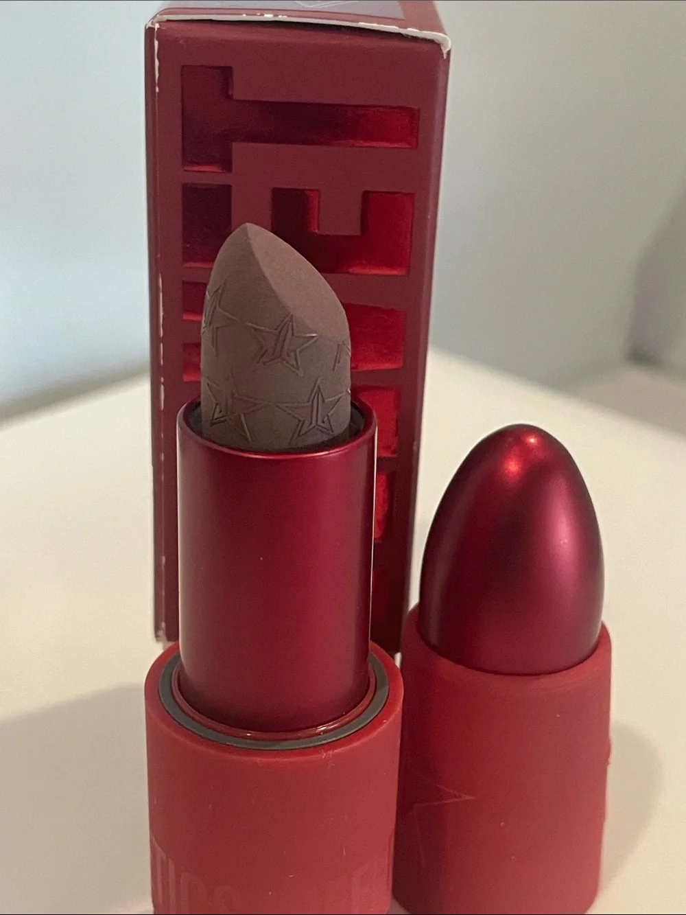 Jeffree Star ⭐️ Mouse Trap Velvet Trap Lipstick